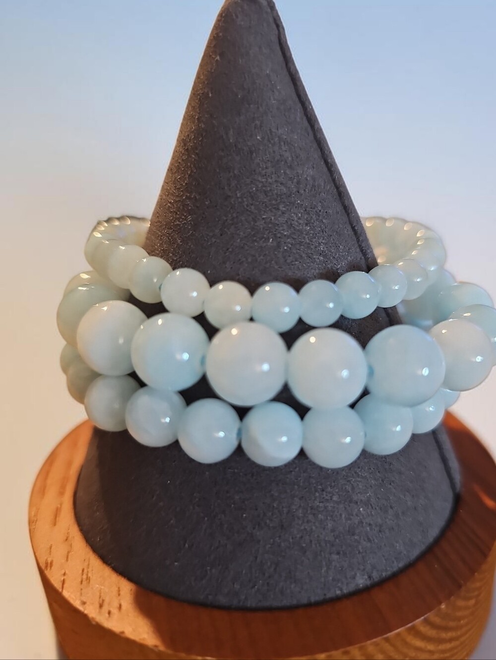 Sassified Boutique Nwt  Glass Light Blue Beaded Stretch Bracelet Set.